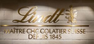 Read more about the article Lindt & Sprüngli Elevates Indulgence: Introducing Four Exquisite New Flavours to the Lindor Range